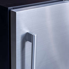 Load image into Gallery viewer, Summerset 15&quot; 55 lb. Outdoor Rated Nugget Ice Maker