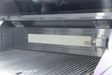 Load image into Gallery viewer, Summerset Sizzler Pro 32&quot; Grill - Liquid Propane or Natural Gas