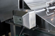 Load image into Gallery viewer, Summerset 32&quot; TRL Pro Grill - Liquid Propane or Natural Gas